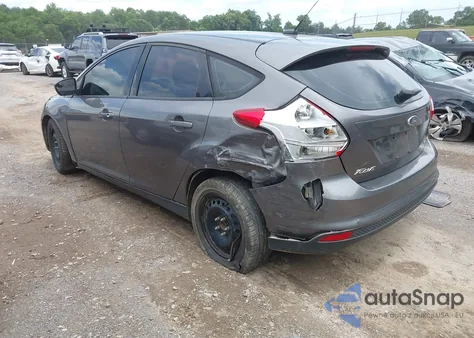 2012 Ford Focus Se z USA, uszkodzony, nr VIN 1FAHP3K22CL293388